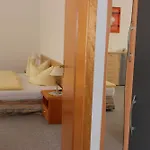 Apartament 2 *